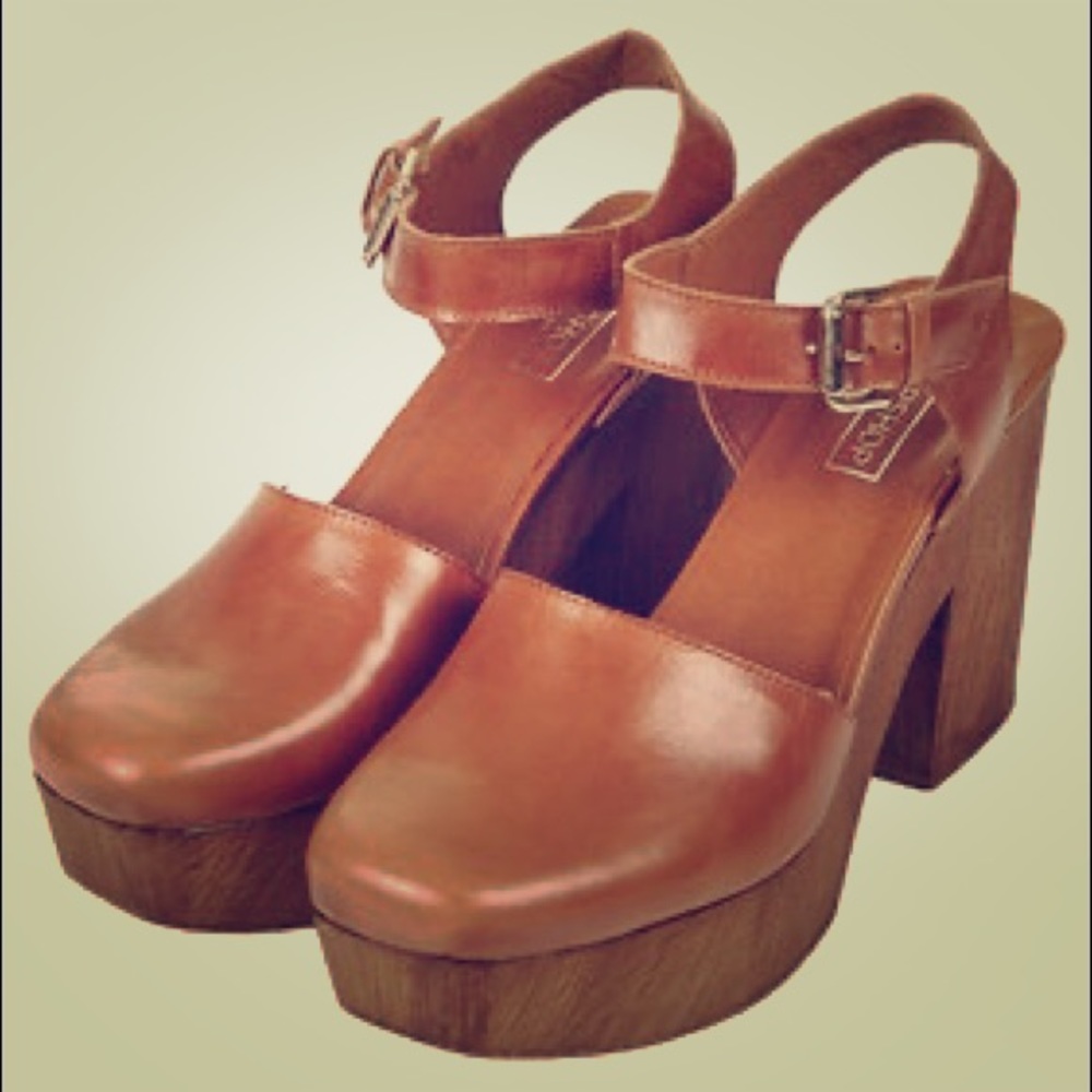 Top shop wooden leather clog